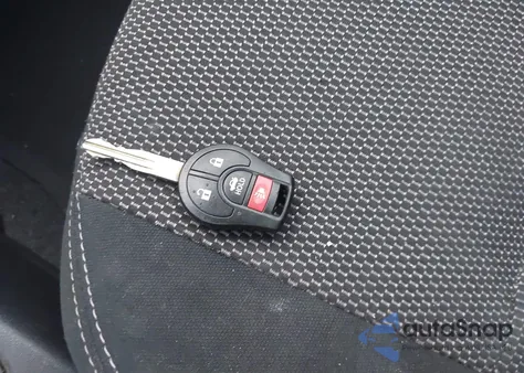 2015 Nissan Versa 1.6 Sv z USA, uszkodzony, nr VIN 3N1CN7AP4FL868679